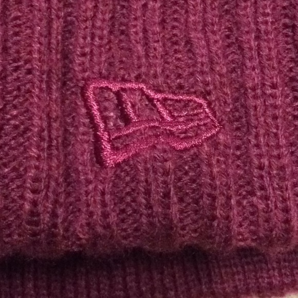 Maroon Cleveland Cavaliers lined beanie hat NWT - Picture 4 of 7